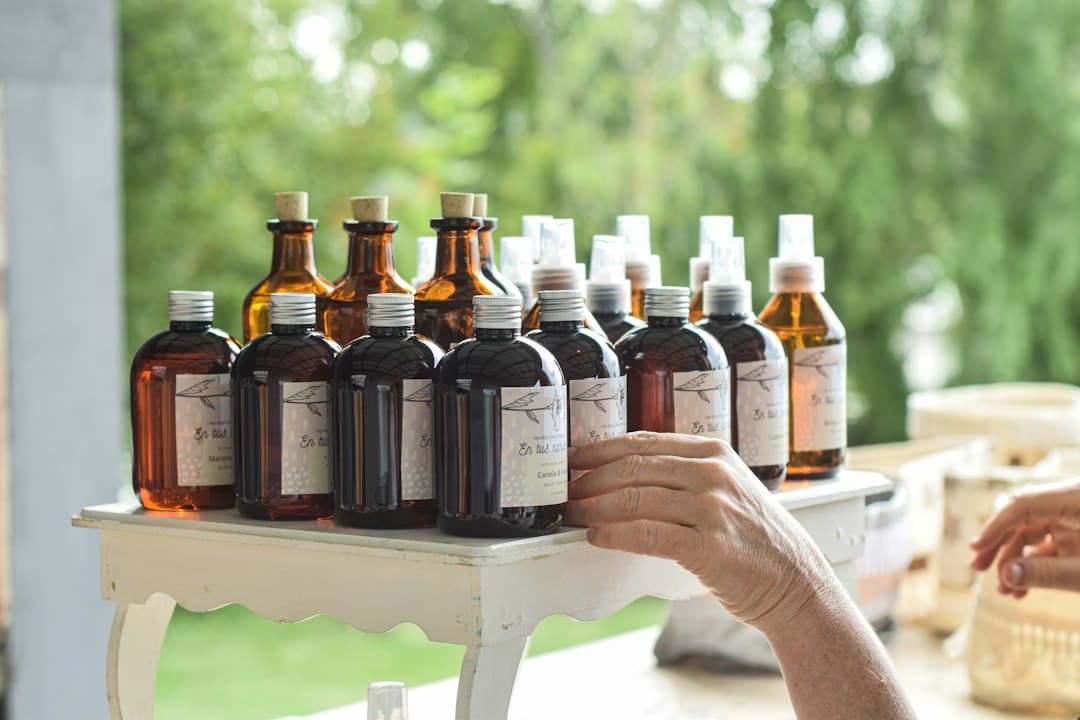 Blend a perfume in Èze