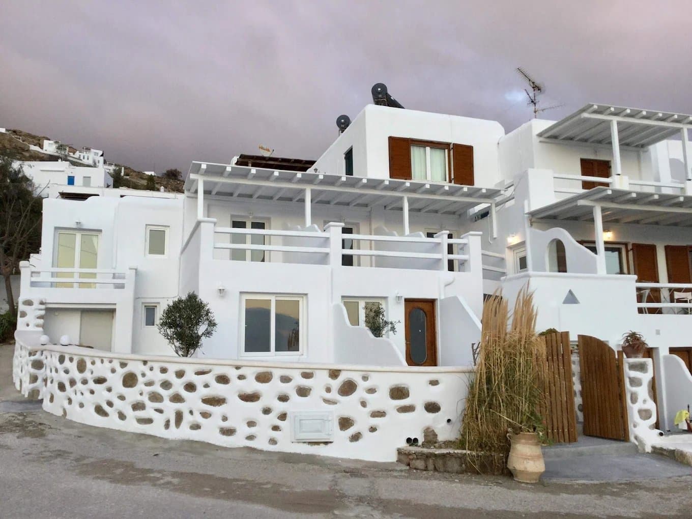 Villa Elina Suites