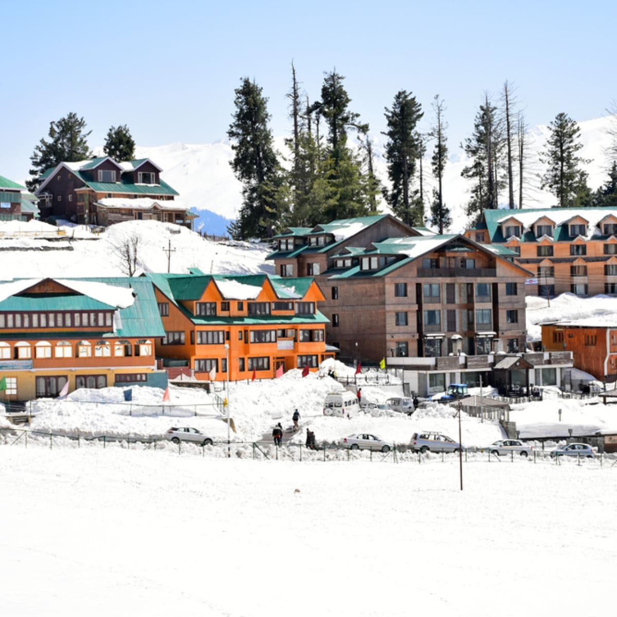 Off to Gulmarg – The Road to Snow-Capped Dreams