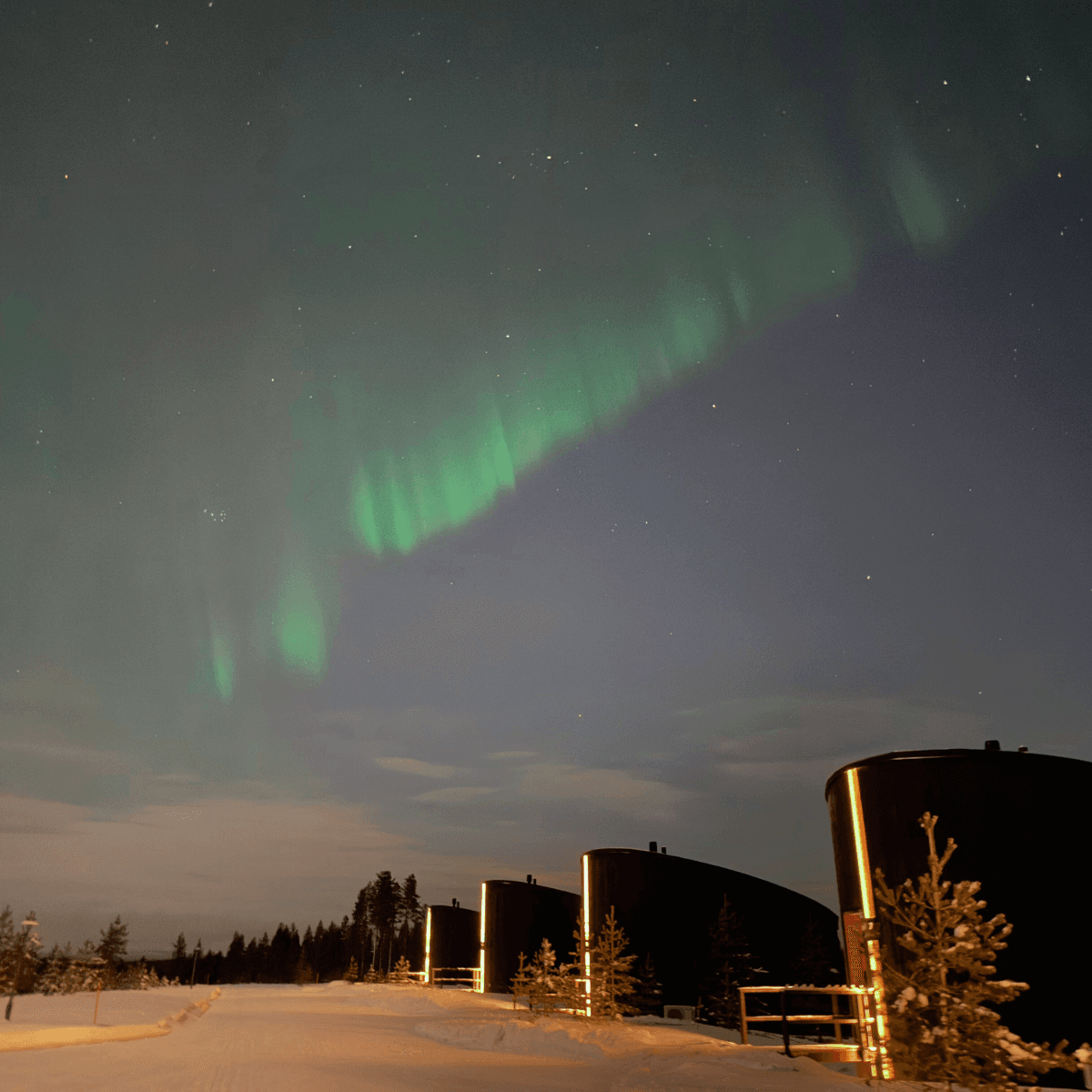 Snowmobile, Roadtrip to Posio & Night Out in an Arctic Home